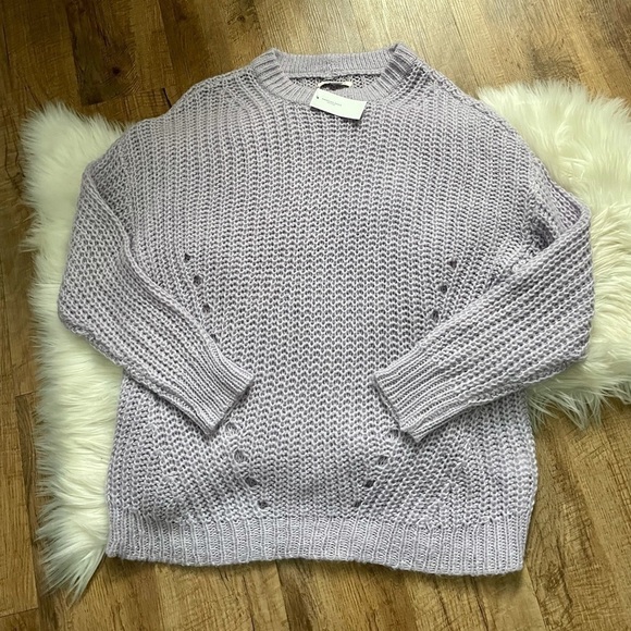 AMERICAN EAGLE Chunky Cable Knit Sweatshirt - Picture 2 of 4